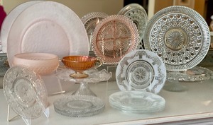 lot 12 image: Variety of Vintage Glassware including Depression Glass