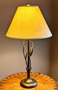 lot 56 image: Decorative Table Lamp