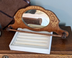 lot 71 image: Assorted Jewelry Racks and Vintage Mirror