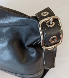 lot 75 image: Coach Black Leather Tote