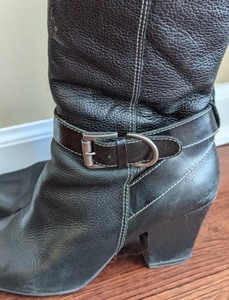 lot 101 image: Matisse Black Leather Booties