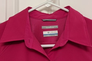 lot 134 image: Columbia UV Protection Button Up