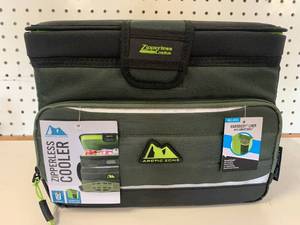 New 12 Can Zipperless Arctic Zone Cooler