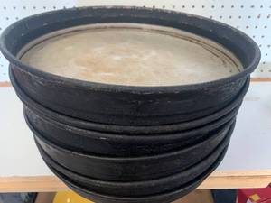 Lot of 6 Deep Dish Pizza Pans 15�