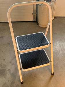 Two Level Stepstool