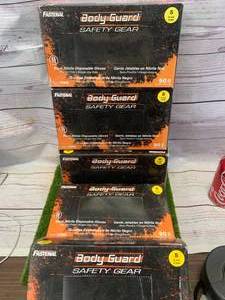 lot 1 image: 5 Boxes (250 Pair) Black Nitrile Disposable Gloves Small