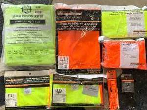 lot 37 image: Hi Viz Safety Clothing Lot