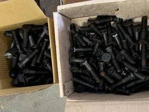 lot 39 image: Approximately 40lbs of Plow Bolts