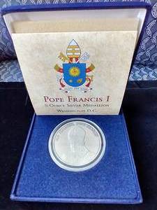 5 Oz Silver Pope Francis Medallion - Only 1,000 Made