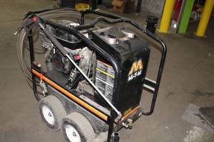 lot 132 image: Mi-T-M 3WB80 GH-3003-3MGH Pressure Washer