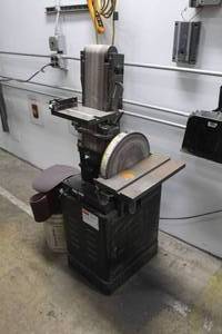 lot 131 image: Dayton Belt and Disc 6x12 Sander