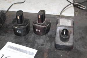 lot 161 image: 12VDC Battery Charger with (2) 12V Rechargeable Batteries
