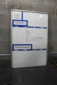 lot 177 image: Whiteboard 24x36