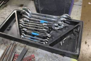 lot 179 image: Open End Wrench Set 11-piece, Wrench Holder