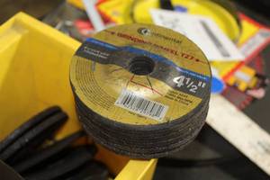 lot 264 image: Lot of  Grinding Wheels - 4-12 General Purpose, Tool Shop 6 Coarse Stone Grind Wheel, Misc. Grinding Wheels