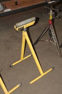 lot 250 image: Roller Stand