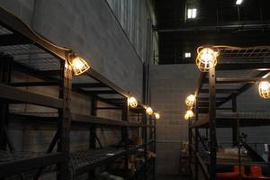 lot 253 image: 80 Strand Work Lights