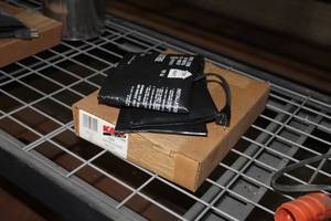 lot 242 image: Kats Heaters 22000 Battery Blanket (New In Box)