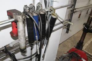 lot 204 image: Lot of (5) Grease Guns