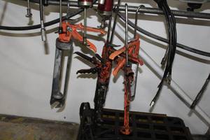 lot 206 image: Lot of (6) Caulking Guns