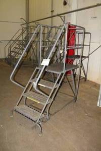 lot 294 image: Tri Arc Rolling Staircase