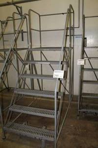lot 298 image: Cotterman Rolling Staircase