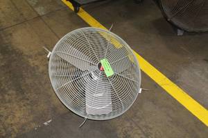 lot 366 image: Dayton 4VAC4D,42LD15 24 Industrial Air Circulator, Mount