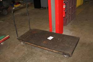 lot 395 image: Platform Utility Cart
