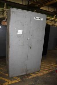lot 398 image: Metal Storage Cabinet