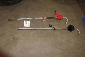lot 472 image: Lot of (2) Hand Pumps