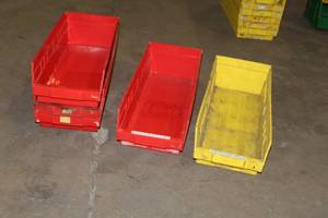 lot 521 image: Lot of (5) Plastic Stackable Storage Containers
