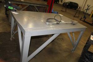 lot 535 image: Shop Work Table