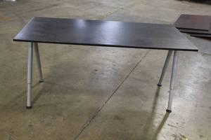 lot 556 image: MetalWood Desk Table