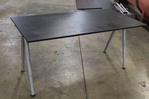 lot 567 image: MetalWood Desk Table