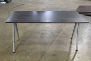 lot 564 image: MetalWood Desk Table