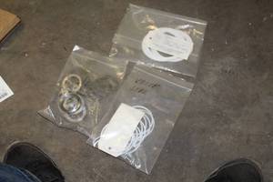 lot 616 image: Lot of  Valve Seals