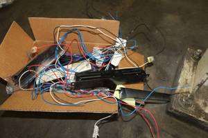 lot 672 image: Lot of  Fluorescent Light Ballasts - AccuPro T8 AP-332IP-H-UNV 120-277V, Philips Advance 120-277V, Howard Industries EPH332ISMVSCHE 120-277V