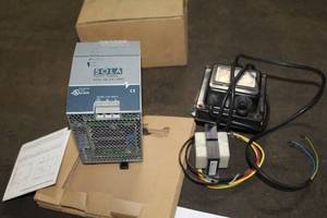 lot 673 image: Lot of  Electric Power Supplies - Emerson Sola SDN 20-24-100C, Brahma T13M 220V