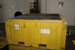 lot 730 image: Ultra-IBC Spill Pallet Plus 1158 Ultratech Drain System