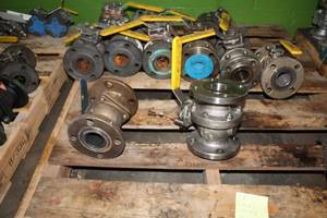 lot 891 image: Lot of (5) 2-150 Ball Valves CF8M 150#