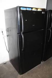 lot 1101 image: Frigidaire FRT18L4JBD Refrigerator Freezer