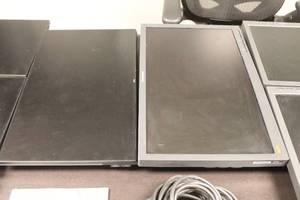 lot 1158 image: Lot of (2) 24 Flat Panel Monitors - Dell U2417, Lenovo ThinkVision
