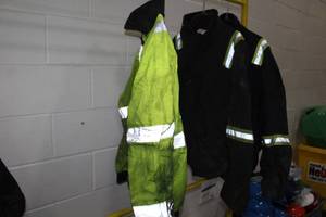 lot 774 image: Lot of (3) SpringWinter Safety Jackets XL