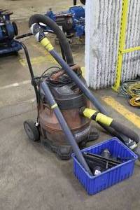 lot 800 image: Shop Vacuum, Accessories