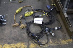 lot 801 image: Lot of (7) Extension Cords and Power Splitters