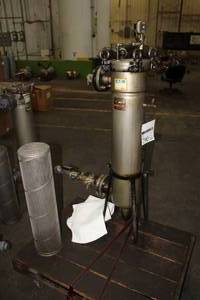 lot 790 image: Duplex Filter System with Base