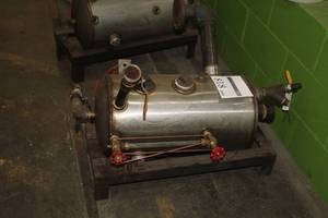 lot 818 image: Separator Tank Pump Cooling Reservoir, Stand