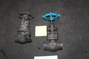 lot 866 image: Lot of (2) 1 Gate Valves