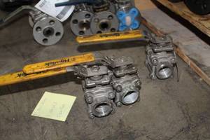 lot 882 image: Lot of (3) 1 Ball Valves