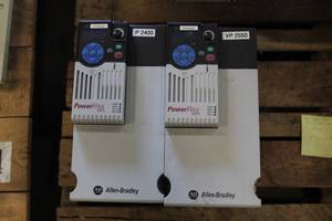 lot 963 image: Lot of (2) Powerflex 525 VFD
